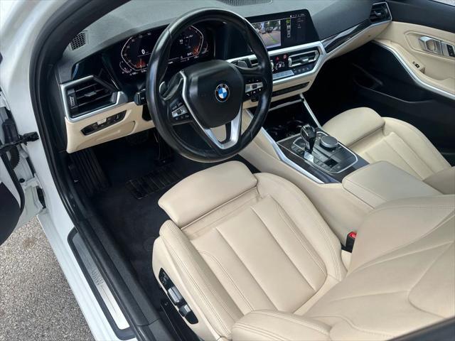 Photo of 2019 White BMW 330
