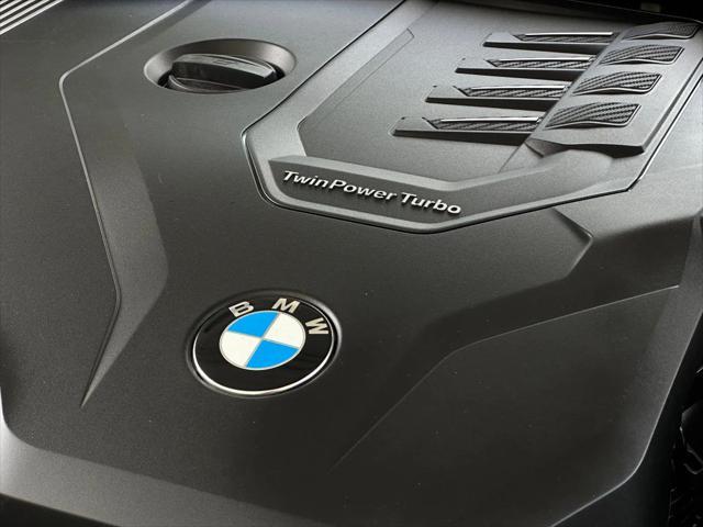 Photo of 2019 White BMW 330