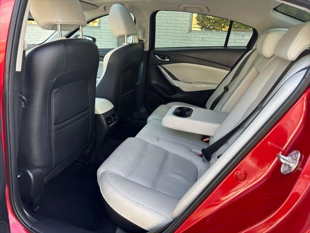 Photo of 2016 Soul Red Metallic Mazda Mazda6