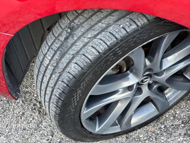 Photo of 2016 Soul Red Metallic Mazda Mazda6