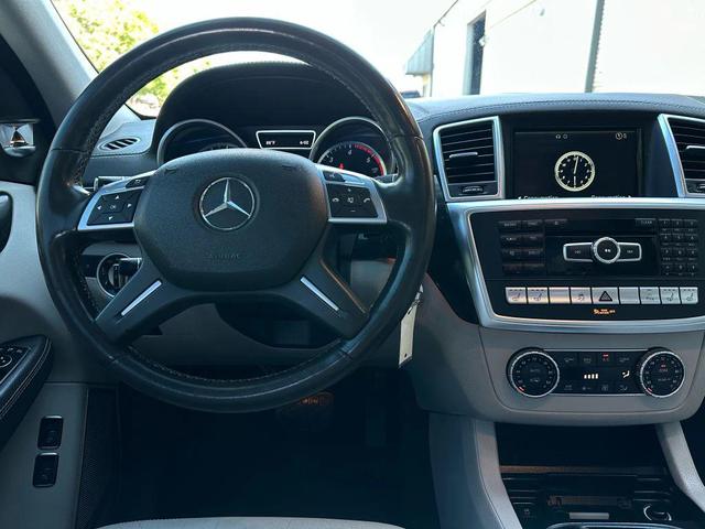 Photo of 2015 White Mercedes-Benz GL-Class