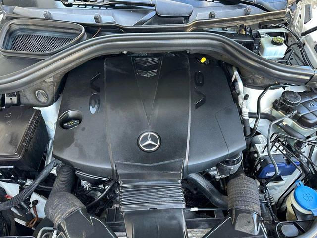 Photo of 2015 White Mercedes-Benz GL-Class