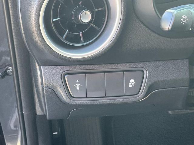 Photo of 2023 Gravity Gray Kia Forte
