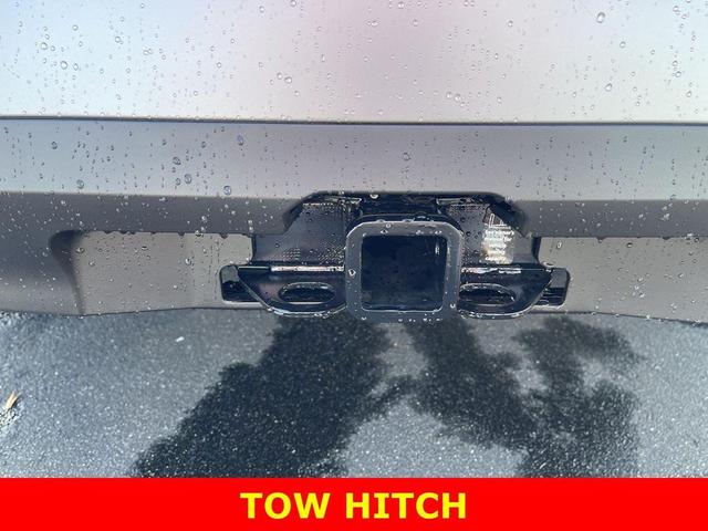 Photo of 2025 Everest White Pearl Tricoat Nissan Pathfinder