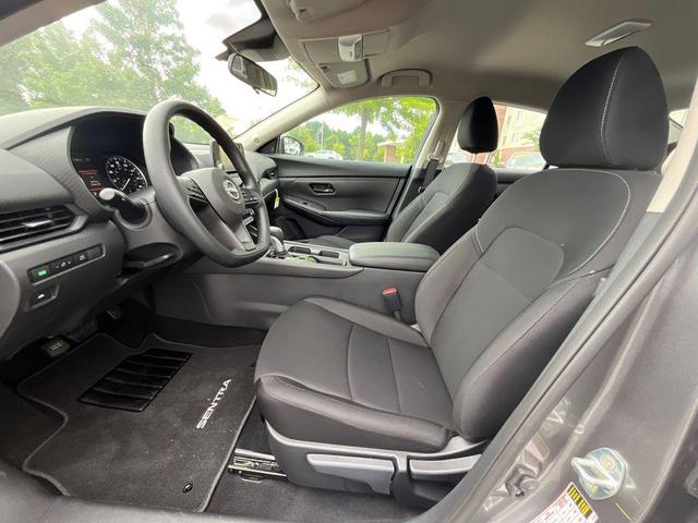Photo of 2025 Gun Metallic Nissan Sentra