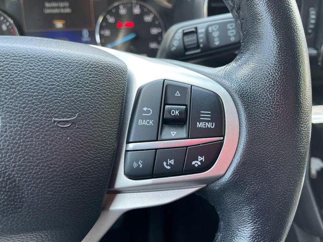 Photo of 2022 Gray Metallic Ford Explorer