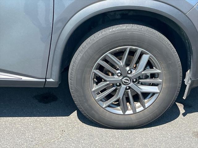 Photo of 2023 Gun Metallic Nissan Rogue