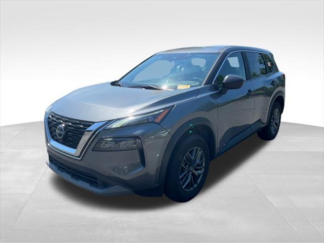 Photo of 2023 Gun Metallic Nissan Rogue