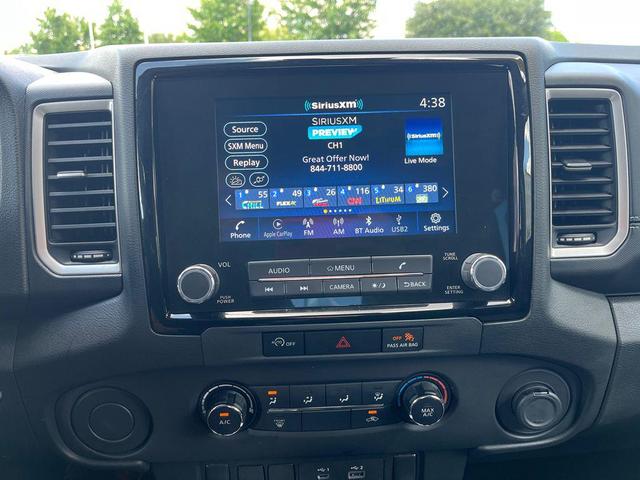 Photo of 2024 Glacier White Nissan Frontier