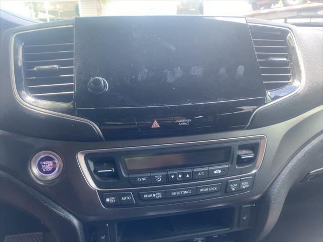 Photo of 2022 Platinum White Pearl Honda Pilot