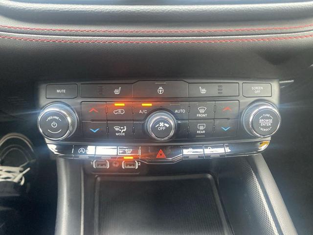 Photo of 2023 Octane Red Pearlcoat Dodge Durango