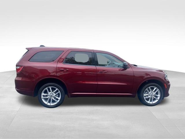 Photo of 2023 Octane Red Pearlcoat Dodge Durango