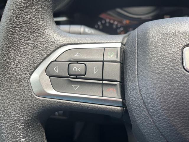 Photo of 2024 Bright White Clearcoat Jeep Compass