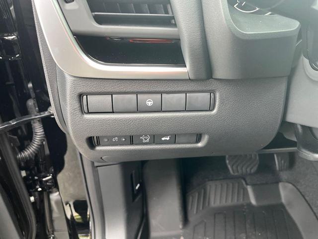 Photo of 2026 Super Black Nissan Rogue