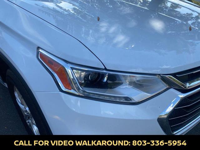 Photo of 2018 Summit White Chevrolet Traverse