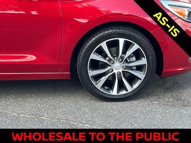 Photo of 2018 Scarlet Red Pearl Hyundai Elantra GT