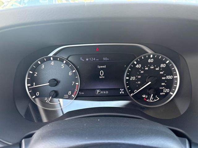 Photo of 2025 Glacier White Nissan Frontier