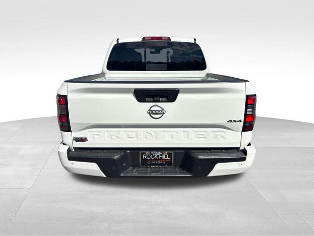 Photo of 2025 Glacier White Nissan Frontier