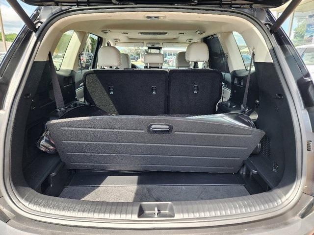 Photo of 2022 Ebony Black Kia Telluride