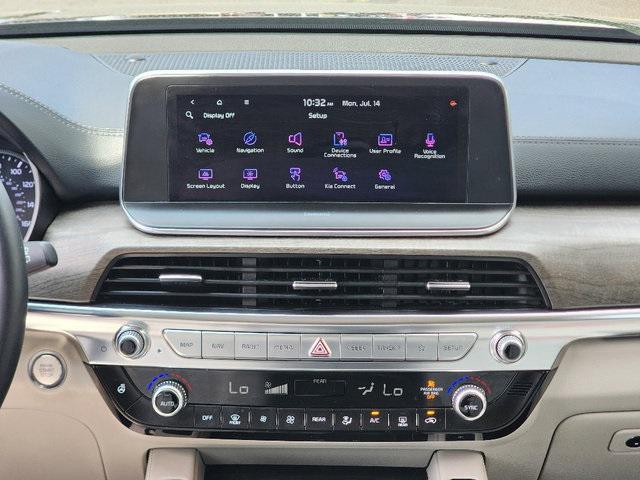 Photo of 2022 Ebony Black Kia Telluride