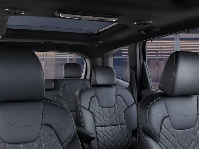 Photo of 2025 Ebony Black Kia Telluride