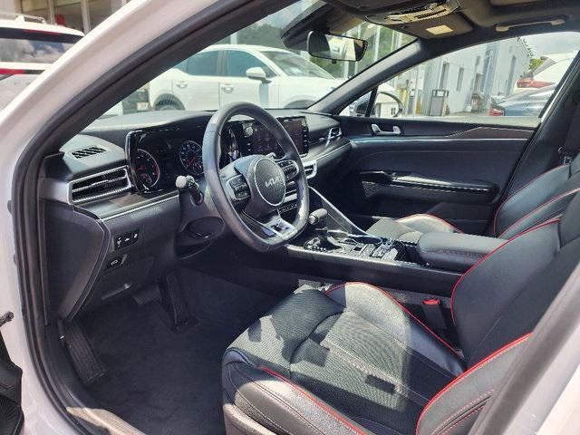 Photo of 2023 Glacial White Pearl Kia K5