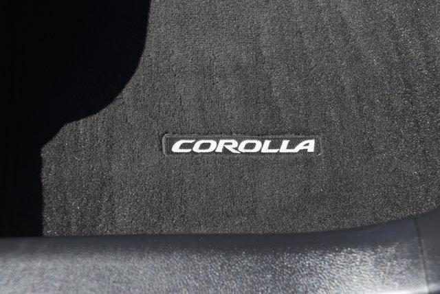 Photo of 2022 Classic Silver Metallic Toyota Corolla