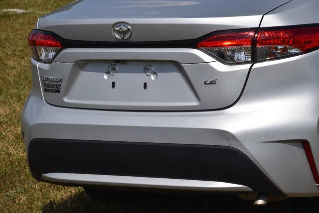Photo of 2022 Classic Silver Metallic Toyota Corolla