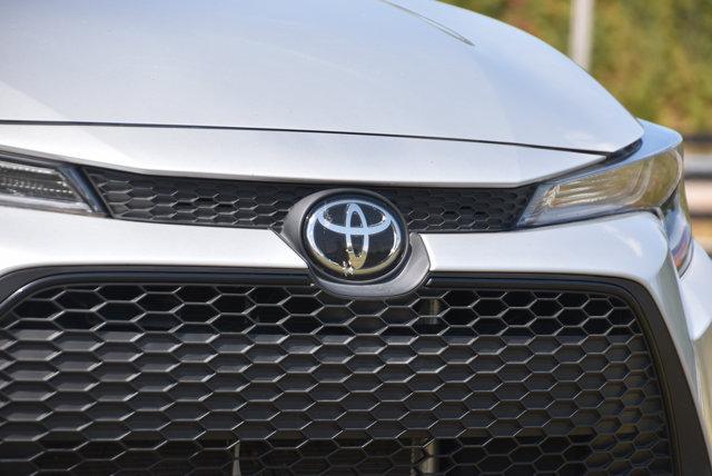 Photo of 2022 Classic Silver Metallic Toyota Corolla