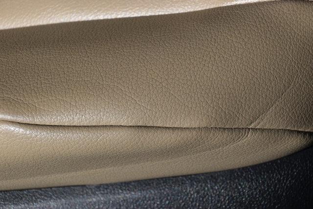 Photo of 2021 Blizzard Pearl Toyota Sienna