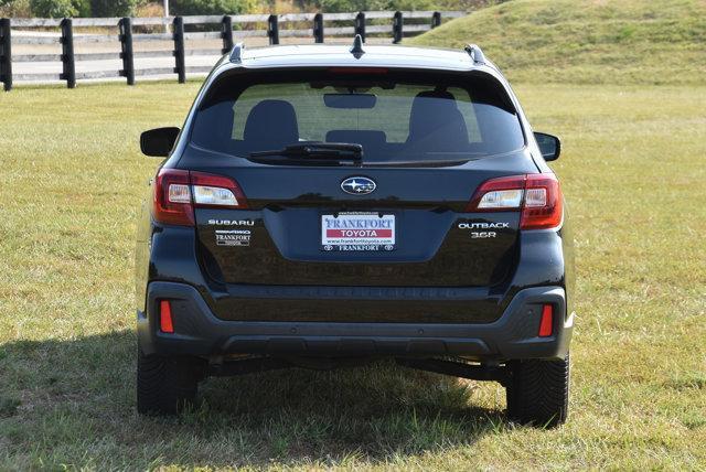 Photo of 2018 Crystal Black Silica Subaru Outback