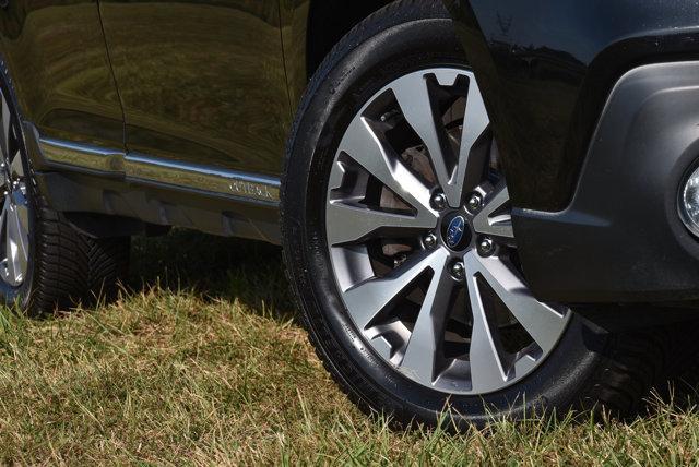 Photo of 2018 Crystal Black Silica Subaru Outback