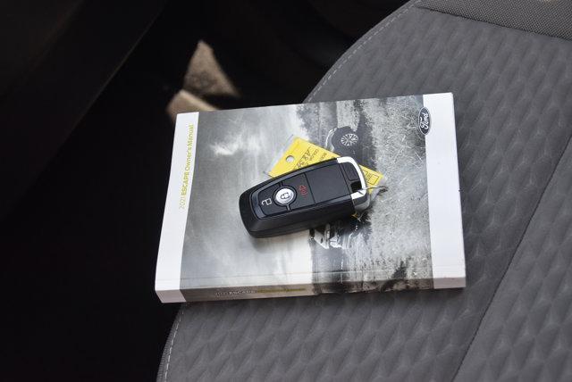 Photo of 2021 Oxford White Ford Escape