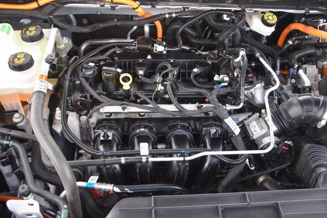 Photo of 2021 Oxford White Ford Escape