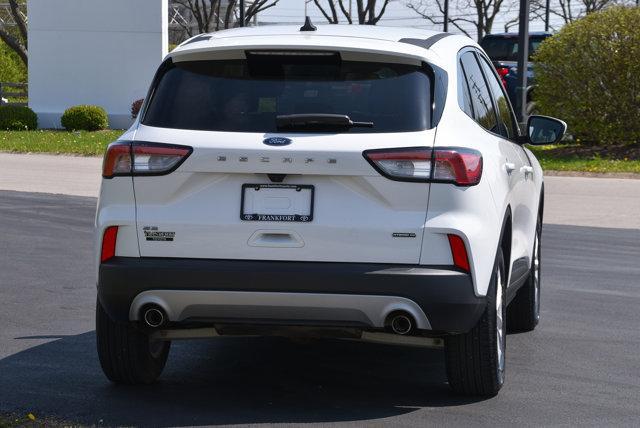 Photo of 2021 Oxford White Ford Escape