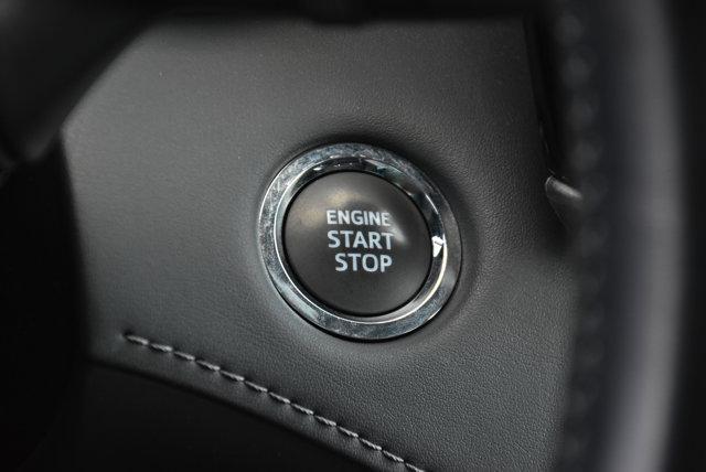 Photo of 2023 Wind Chill Pearl Toyota Highlander
