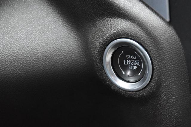 Photo of 2019 Summit White GMC Sierra 1500