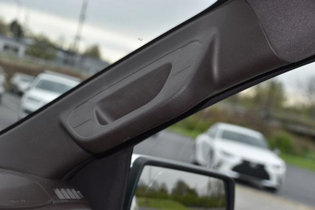 Photo of 2019 Summit White GMC Sierra 1500