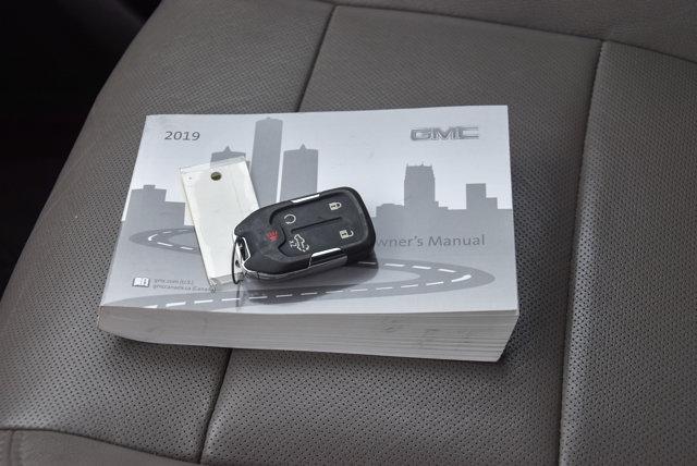 Photo of 2019 Summit White GMC Sierra 1500