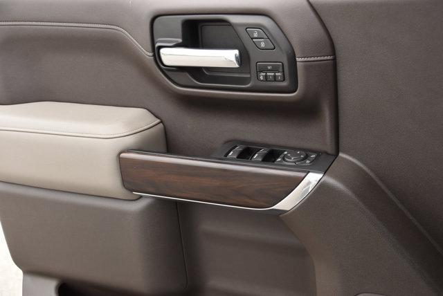 Photo of 2019 Summit White GMC Sierra 1500