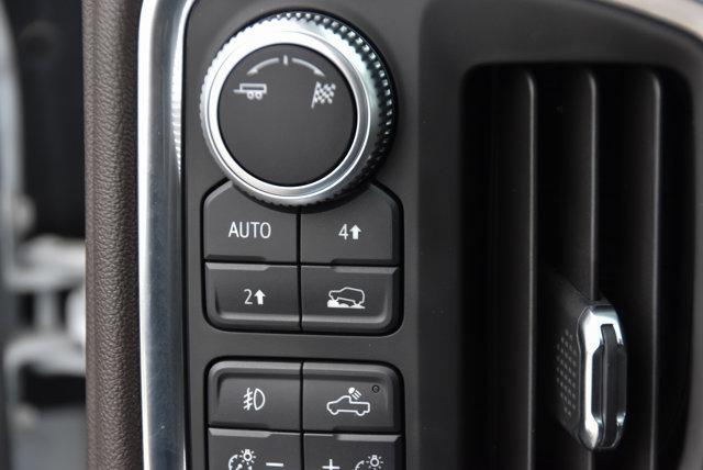 Photo of 2019 Summit White GMC Sierra 1500