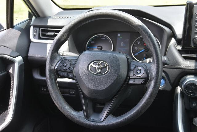 Photo of 2022 Silver Sky Metallic Toyota RAV4 Hybrid