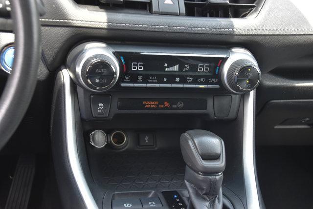 Photo of 2022 Silver Sky Metallic Toyota RAV4 Hybrid