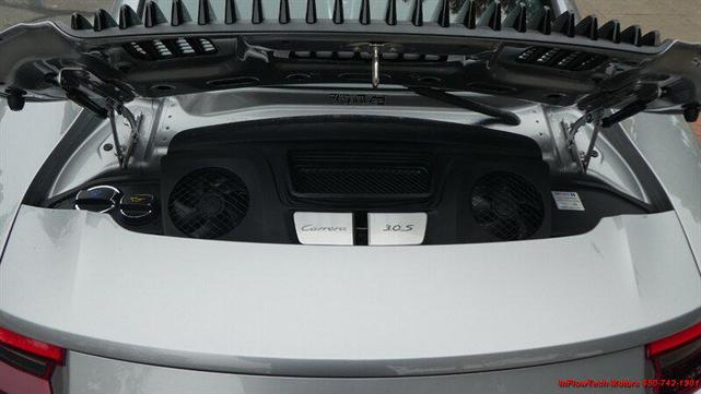 Photo of 2018 GT Silver Metallic Porsche 911