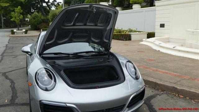 Photo of 2018 GT Silver Metallic Porsche 911