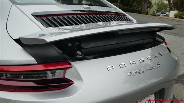 Photo of 2018 GT Silver Metallic Porsche 911