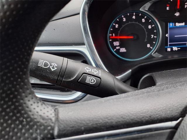 Photo of 2021 Pacific Blue Metallic Chevrolet Equinox