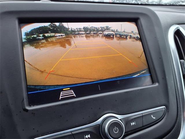 Photo of 2021 Pacific Blue Metallic Chevrolet Equinox