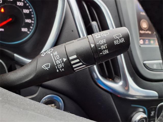 Photo of 2021 Pacific Blue Metallic Chevrolet Equinox