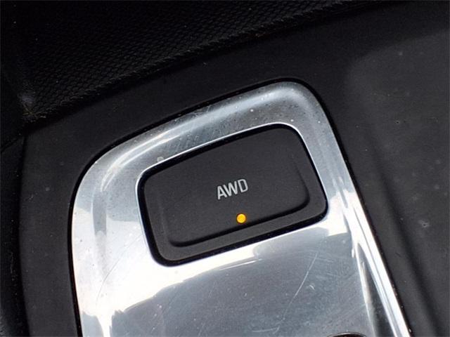 Photo of 2021 Pacific Blue Metallic Chevrolet Equinox